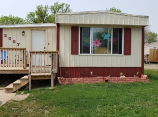 2007 6th Ave W, Williston, ND 58801