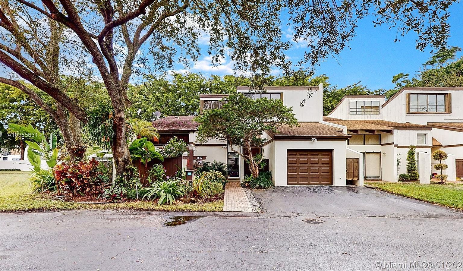 8640 SW 94th St, Miami, FL 33156 | Zillow