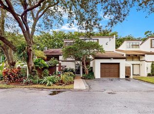 8640 SW 94th St, Miami, FL 33156