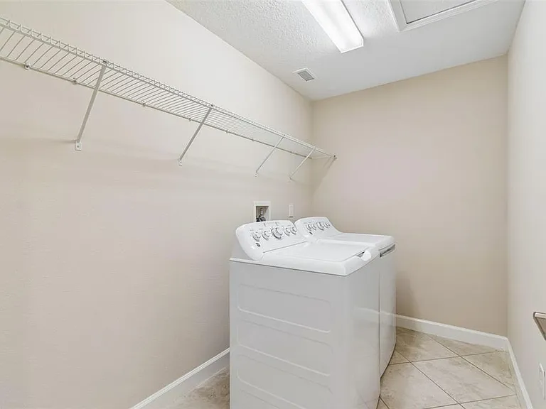 25057 Lambrusco Loop — Photo 41
