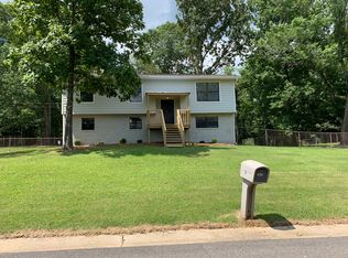 5150 Lamplighter Dr, Pinson, AL 35126