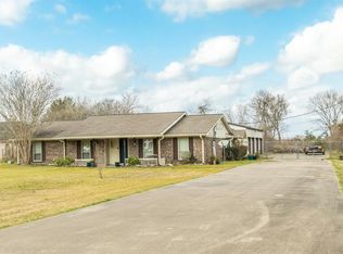 7117 Booth Ln, Manvel, TX 77578