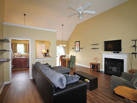 3rd image of 2159 Loudenslager Dr