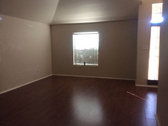 3rd image of 7227 Branford Park Ln
