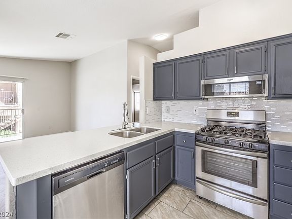 5th image of 2110 Los Feliz St Unit 2048