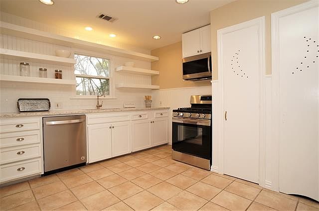 1st image of 9017 Santa Clara Dr