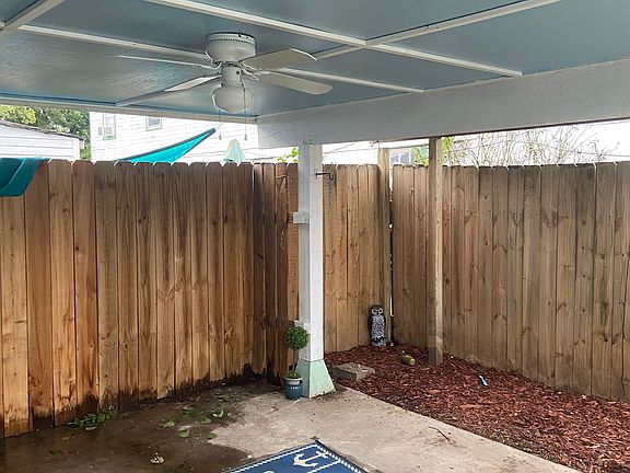 4th image of 2406 Abidie St #D