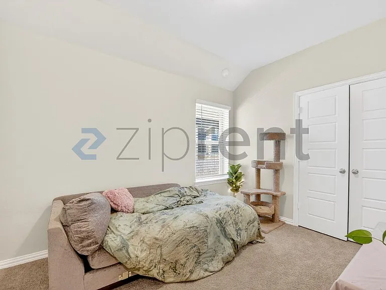 3853 Pearlwood Rd — Photo 10