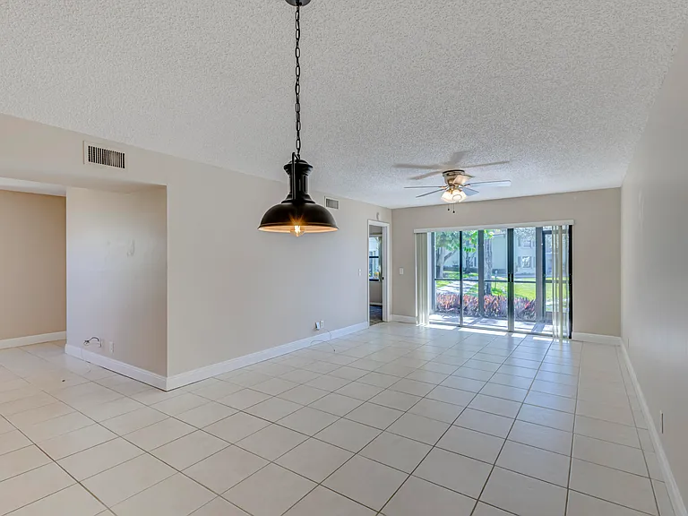 601 Sabal Ridge Cir #A — Photo 17