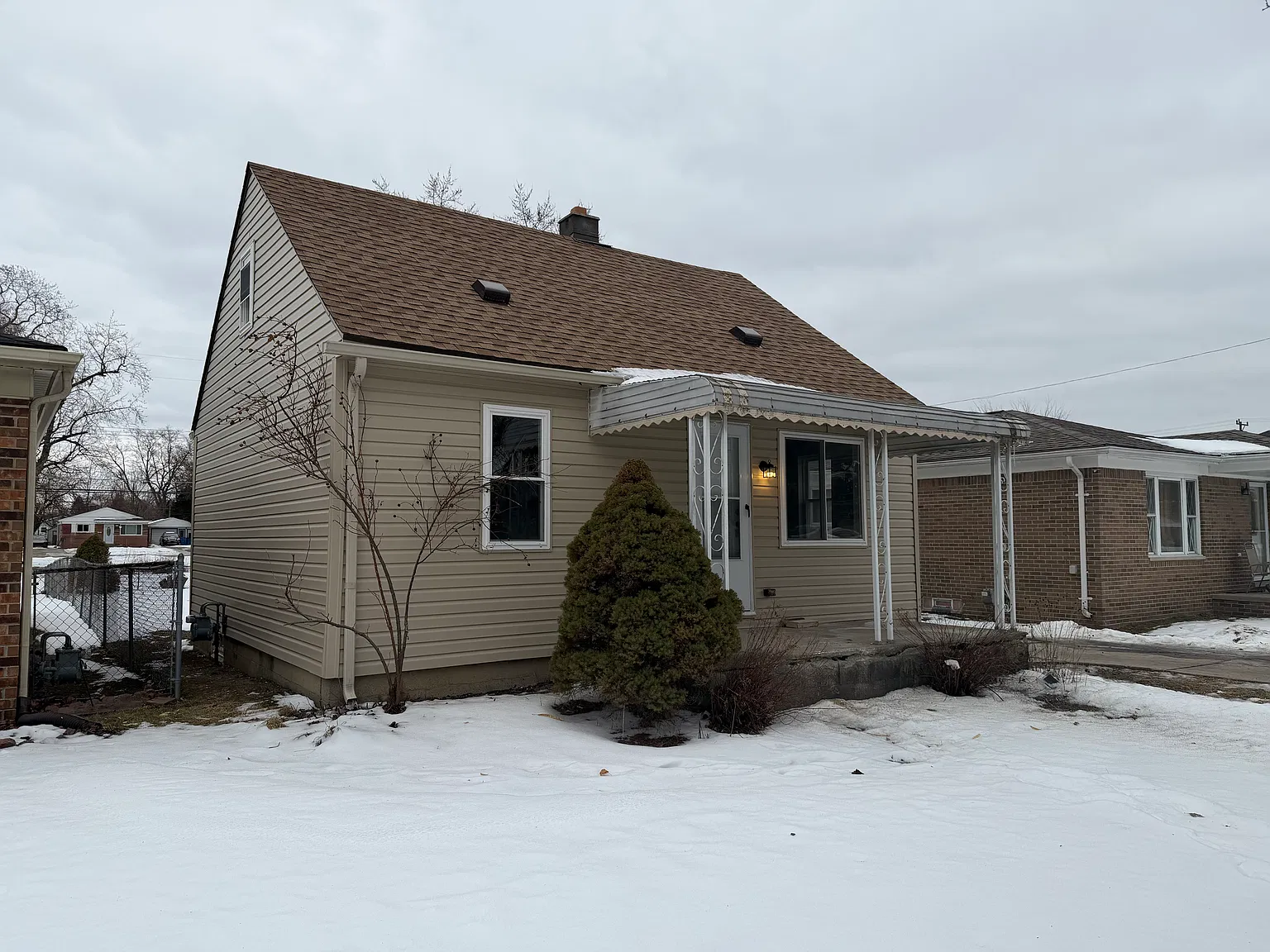 2 bed, 1100 sqft, $1,750 — Photo 3