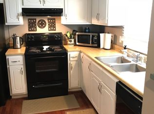 3894 Overton Manor Ln, Birmingham, AL 35243