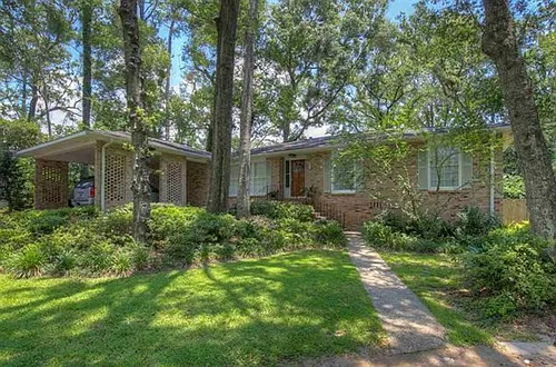 453 Ivy Cir Photo 1