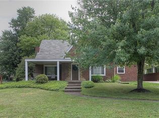 550 Shenango Rd, Beaver Falls, PA 15010