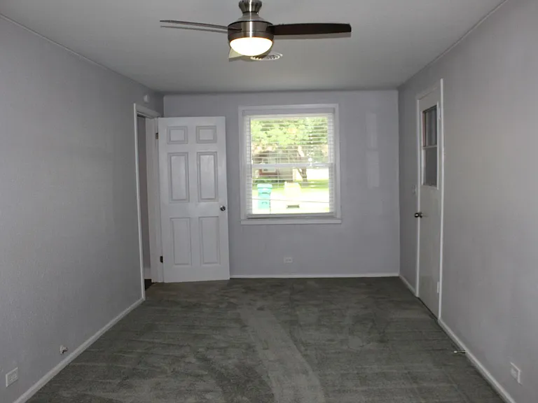 1107 N Wall St — Photo 8