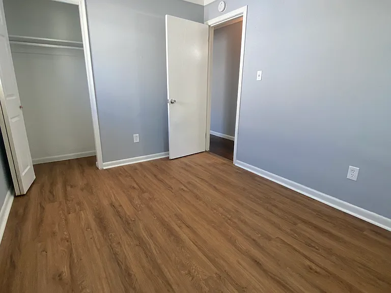 11092 Maxwell Ave — Photo 8