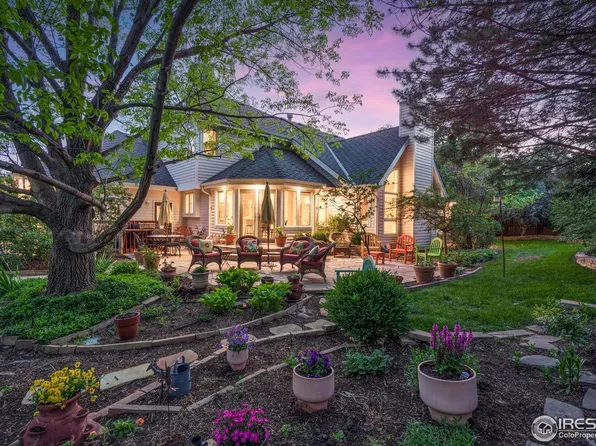 5226 Fox Hills Dr, Fort Collins, CO 80526