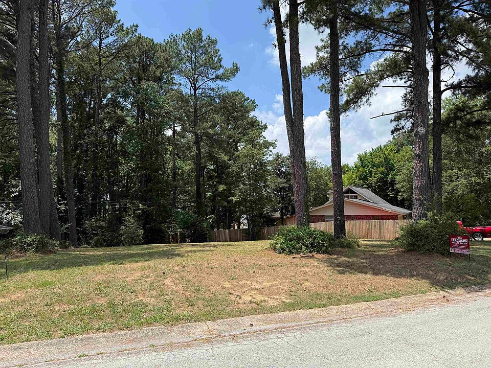 2nd image of 34 University Dr