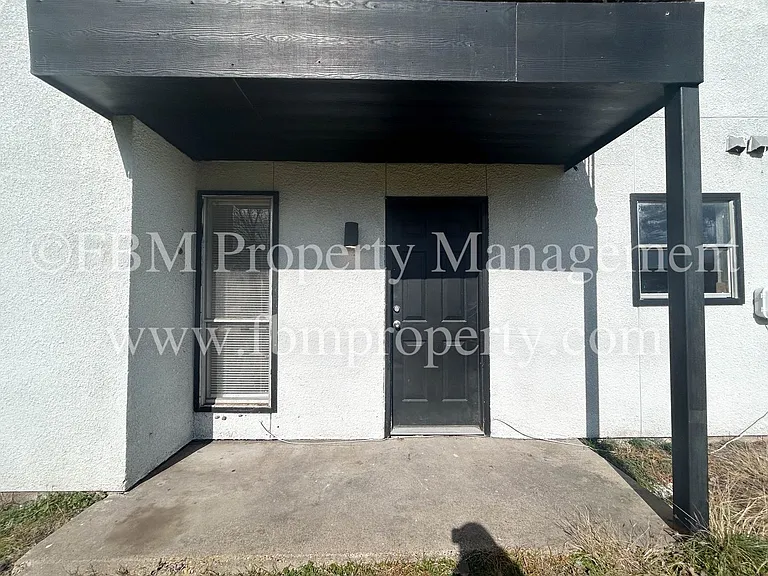 1401 Old Bardwell Rd #B — Photo 17