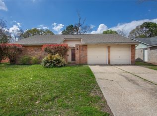 16962 Gleneagle Dr N, Conroe, TX 77385