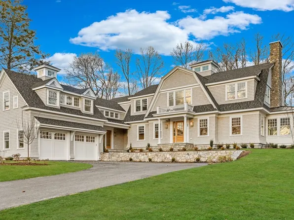 68 Bel Air Rd, Hingham, MA 02043