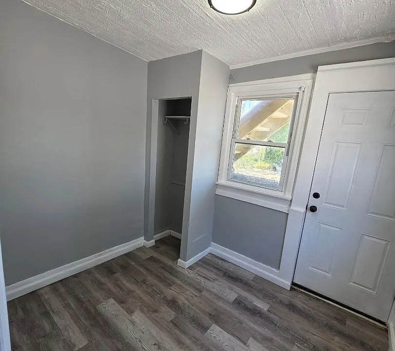 337 Fisher Ave #337-1