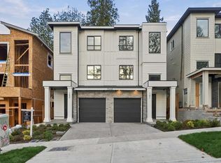 11448 138a St #102, Surrey, BC V3T4L3