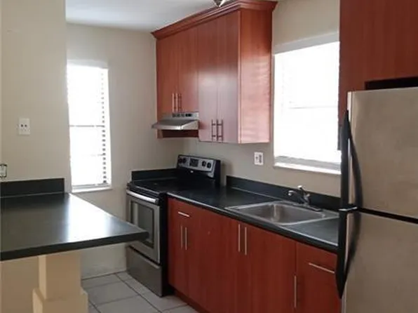 4081 N Dixie Highway #25, Oakland Park, FL 33334