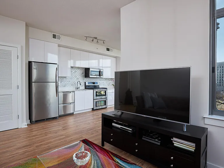 460 New York Ave NW #503 — Photo 9