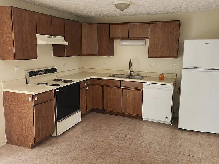 226 Allison Ave — Photo 3