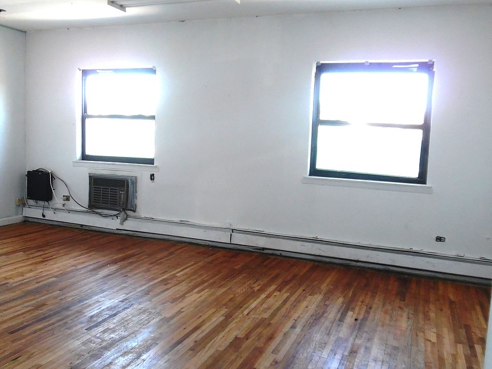 1st image of 20514 Linden Blvd Ste 205