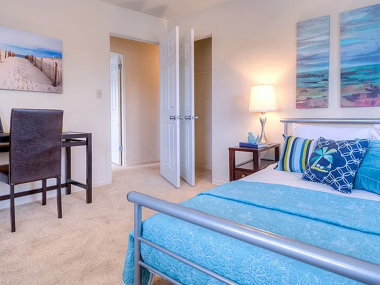 HOMESTEAD APARTMENTS — Photo 9