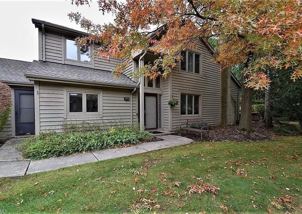 1st image of 8 Dorset Ct