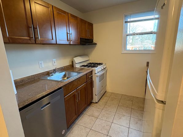 3823 Hamilton St APT 204
