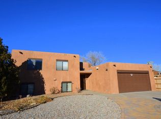 1129 Hupmobile Dr NE, Albuquerque, NM 87123