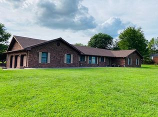 132 Circle Rd, Albany, KY 42602