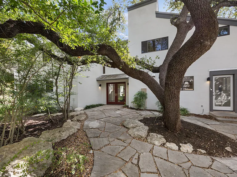 306 Pleasant Dr — Photo 20