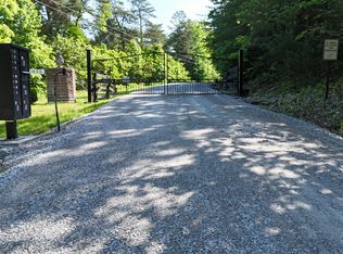 15 Buck Tail Dr, Burnside, KY 42519