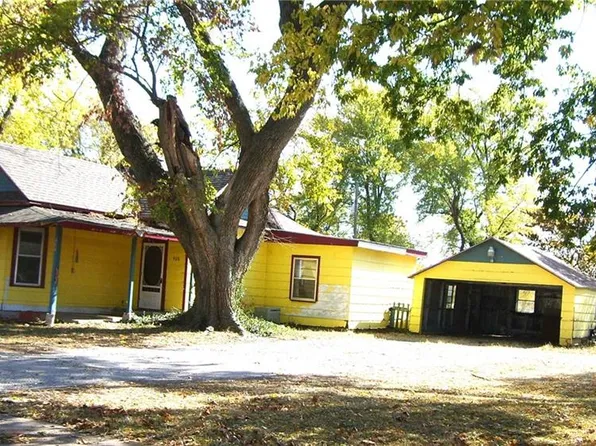 908 E South St, Arma, KS 66712