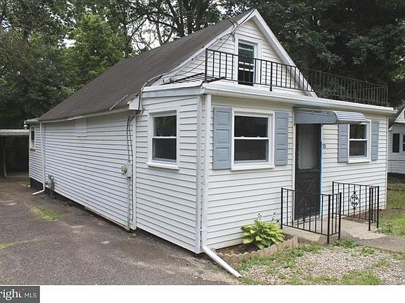 3rd image of 30 Clementon Ave