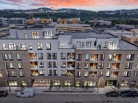 2635 Penn Ave