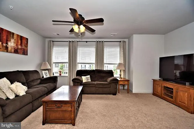 3002 Davenport Way — Photo 6