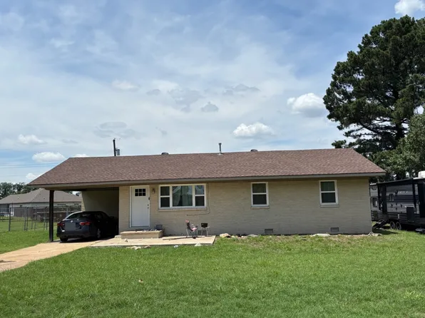 121 Stone St, Lake City, AR 72437