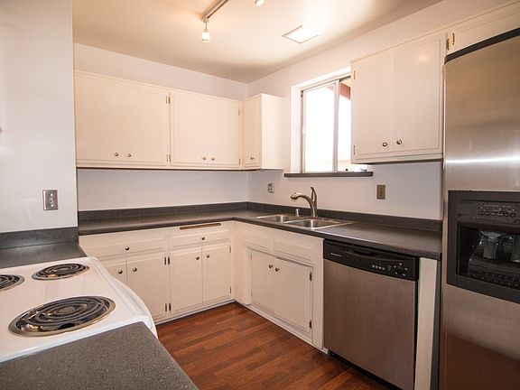 5th image of 7091 Ardmore Ct