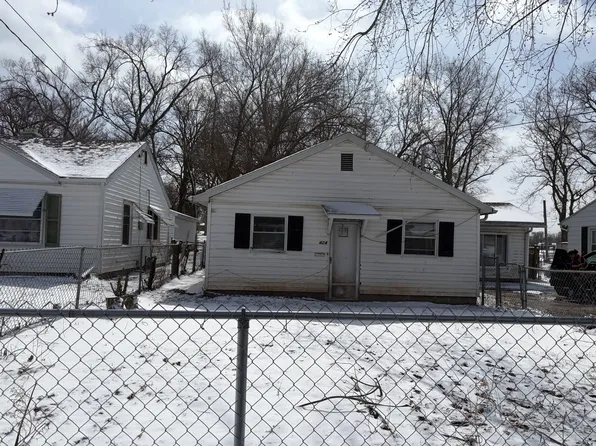 2424 W Wiswall St, Peoria, IL 61605