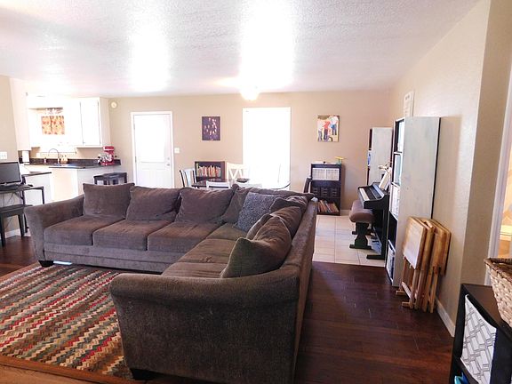 3rd image of 55 Heathcoat Dr