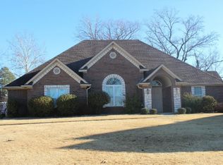 5012 Pin Oak Trl, Longview, TX 75604