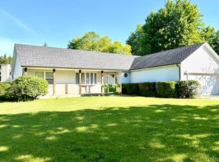 2337 Golfview Dr, Joliet, IL 60435