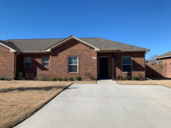 301 Janet St #301