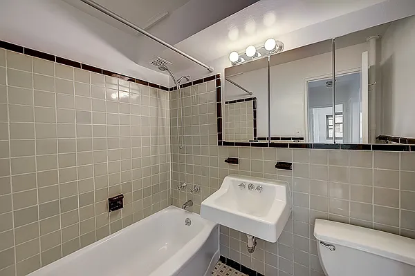 Sold by Horowitz Real Estate | media 43