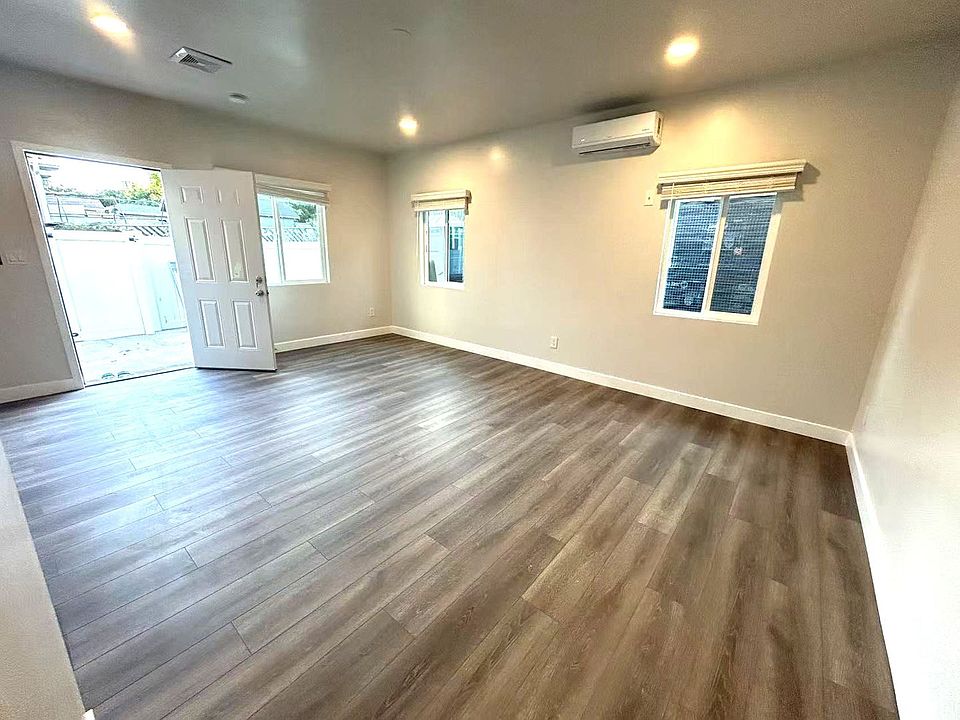 2nd image of 5107 11th Ave #1/2